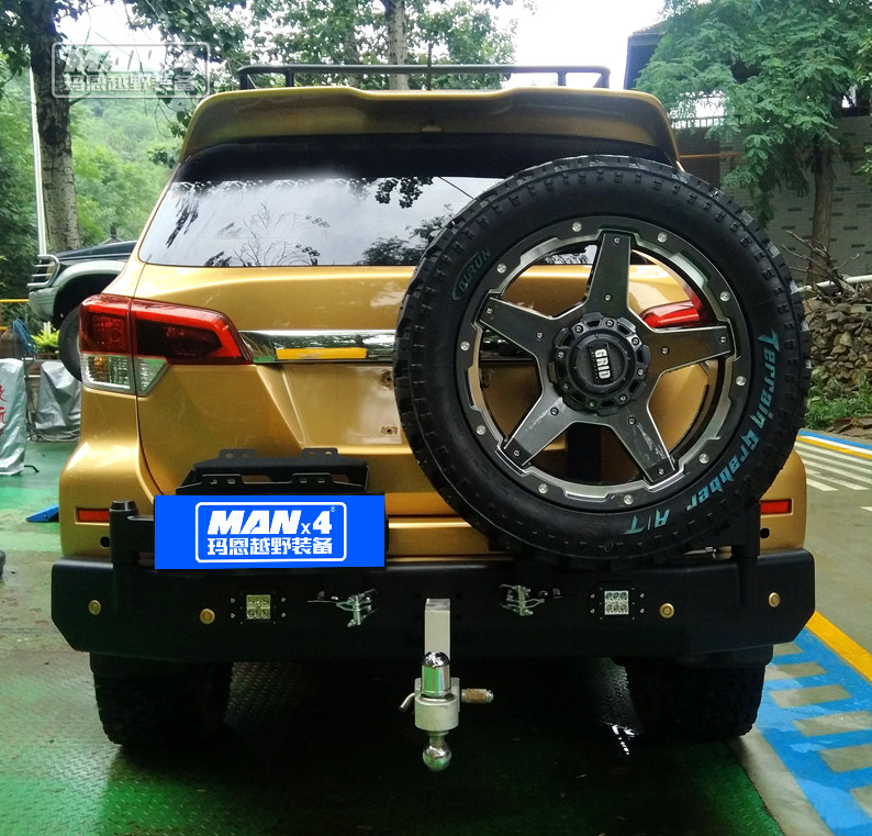 Terra Nissan Frontier Off Road Rear Bumper OEM With Fuel Tank Spare Tyre Bracket