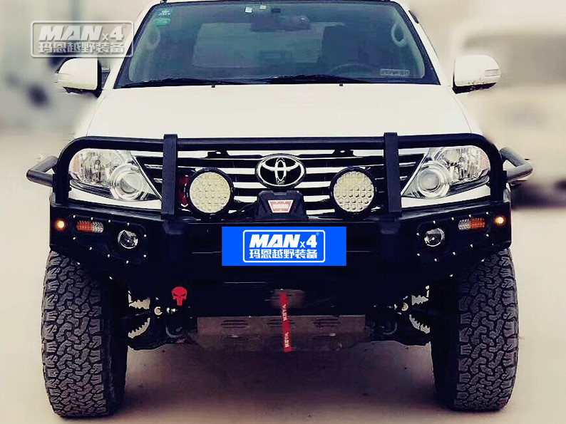 Q235 Front TOYOTA Bull Bar For Fortuner 2006-2014 With 3 Loop